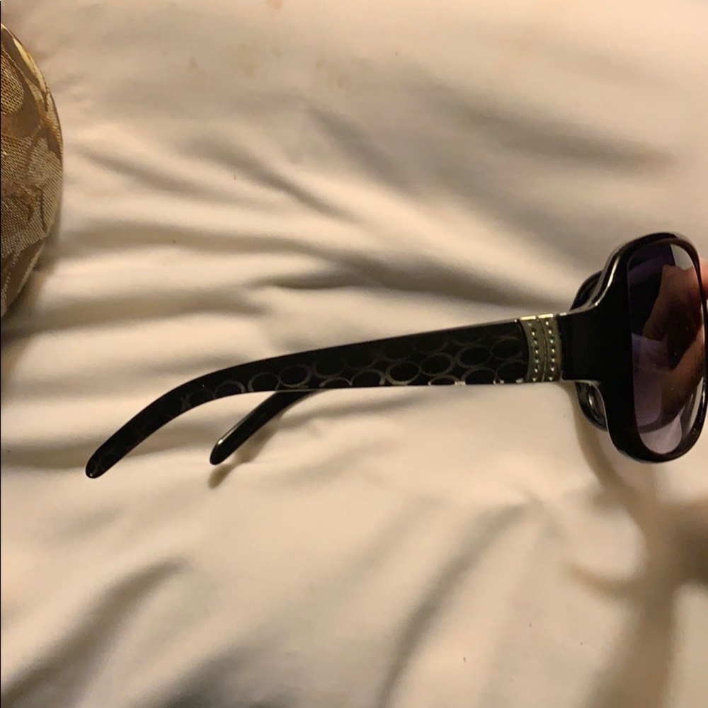 Coach sunglasses - Picture 4 of 4